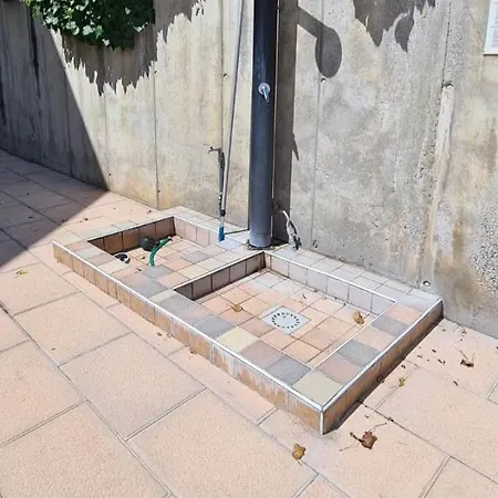 La Casa Di Gabry In Con Piscina Comune דירה *