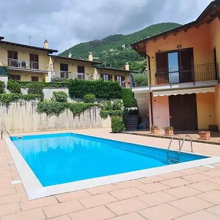 La Casa Di Gabry In Con Piscina Comune Lejlighed Tavernola Bergamasca